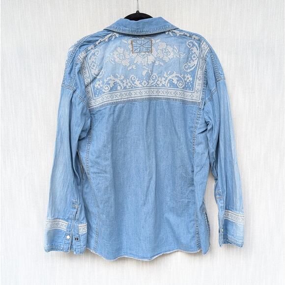 Free People We The Free Blue Denim Lace Embroidered Button-Down Shirt, size XS - Picture 3 of 8